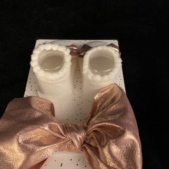 NEW Bow Fancy Baby Girl Rose Gold Booties & Bow Set - Picture 4 of 4